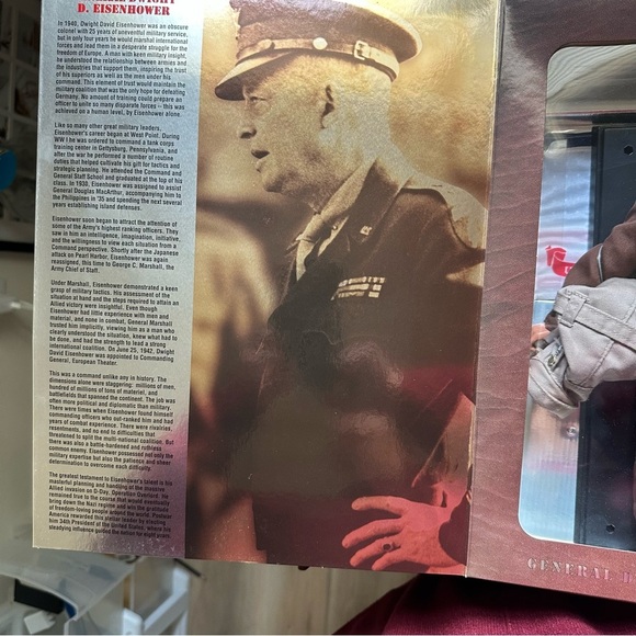 G.I. Joe Classic Collection General Dwight D. Eisenhower Action Figure - Picture 4 of 6